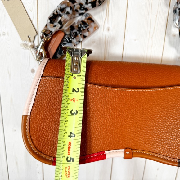 🌎✨ Coachtopia Wavy Dinky Shoulder Bag – Patchwork Pebbled Leather ✨🌎 - Picture 8 of 12